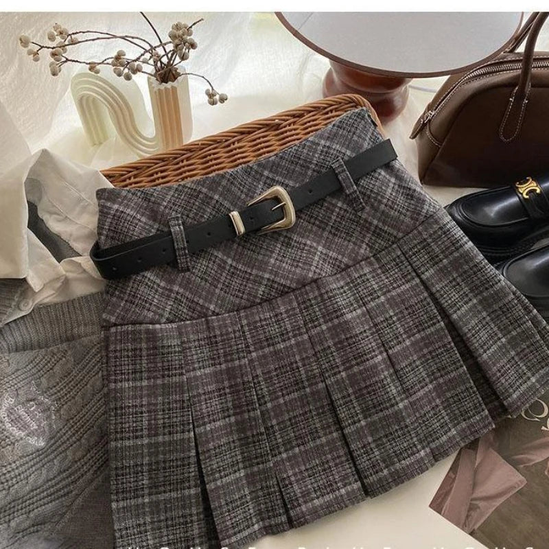 Aiertu Vintage Plaid Skirt Women Preppy Style Kawaii Pleated Skirt Korean Fashion Autumn Winter A-line Streetwear Mini Skirts Aiertu