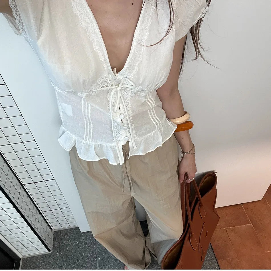 AIERTU  -  Fashionable Korean Style Splice Lace Trim Slim Fit Short Sleeve Top Women's Shirt Versatile Style Summer Deformation Aiertu