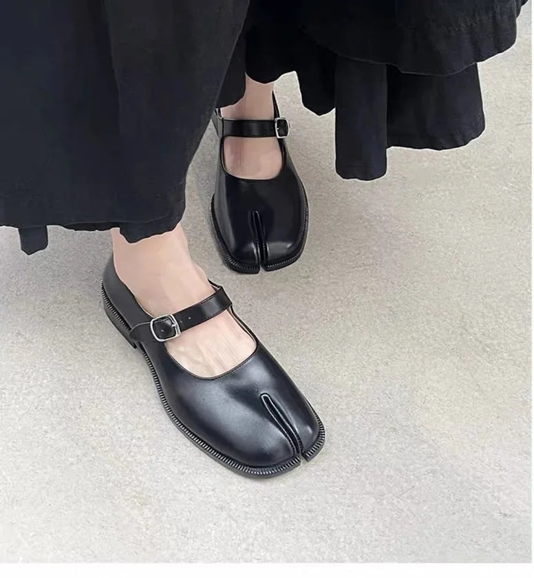 Aiertu Back  to school Flats Split Toe Shoes Plus Size 42 Loafer Brown Shoes Black Leather Women  Mary Janes Aiertu
