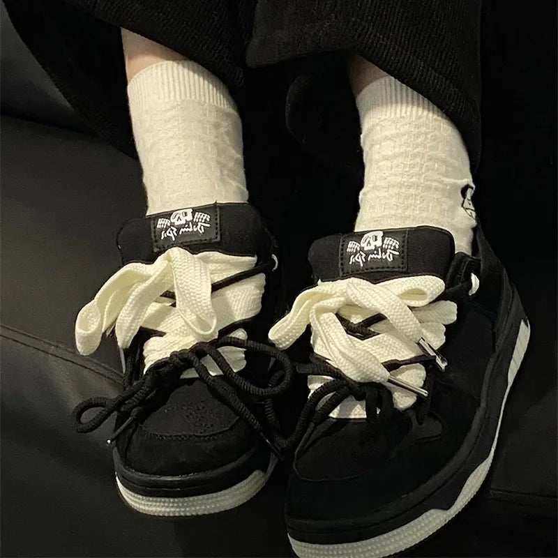 Aiertu Spring/Summer Retro Niche Design with Strap Skateboard and Bread Shoes Men's and Women's Trendy Contrasting Color Sports Shoes Aiertu