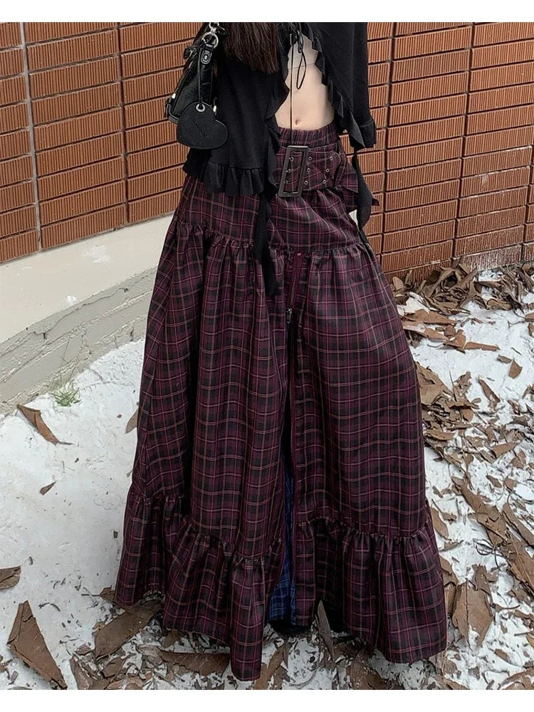 Aiertu Women's Plaid A-line Long Skirt Vintage Y2k Skirt Harajuku Korean Streetwear Fashion A-line Skirts Emo 2000s Trashy Clothes Aiertu