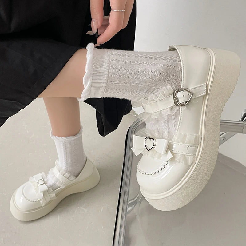 Aiertu  Chunky Platform Mary Jane Shoes for Women Patent Leather Lace Ankle Strap Pumps Woman Autumn White Lolita Shoes Y2K Aiertu