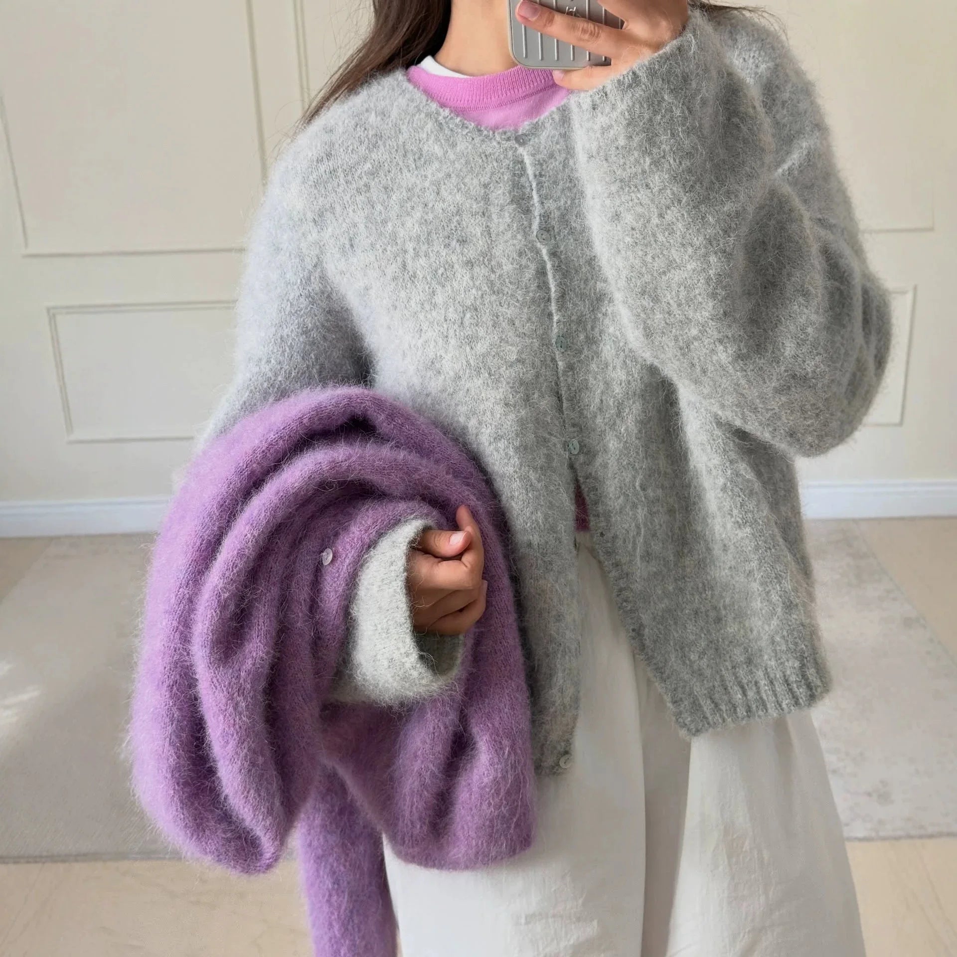 AIERTU  -  New Lazy Style Wool Cardigan Women's Spring and Autumn Loose Round Neck Knitted Short Jacket Soft Long Sleeved Sweater Aiertu