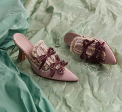AIERTU  -  Elegant Retro Dusty Pink Satin Mule Heels Velvet Bow Ruffled Lace Detail Pointed Toe Open-Back Chunky Heel Pumps Daily Outfits Aiertu