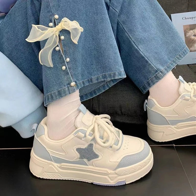 Aiertu Fashionable and Comfortable Casual Sports Shoes 2024 Spring and Autumn New Flat-soled Wear-resistant Thick-soled Women's Shoes Aiertu