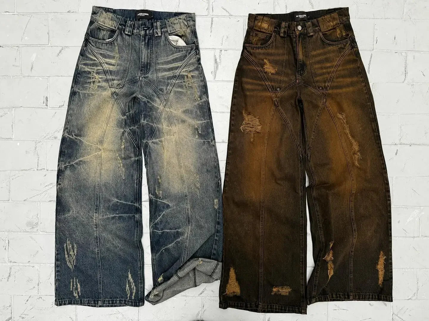 Aiertu Retro High Waisted Baggy Jeans Y2k Jeans Punk Hip Hop Ripped Jeans for Women Harajuku Rock Wide Leg Slouchy Pants Streetwear Aiertu