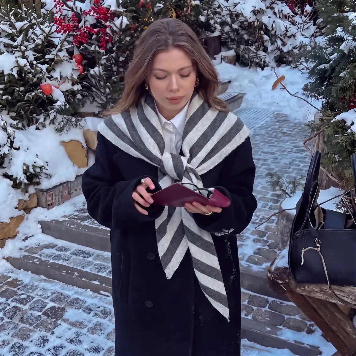 AIERTU  -  Women Striped Knit Triangle Scarf Crossover Design Contrast Color Stripe Scarves Soft Warm Wrap Shawl Winter Fashion Neck Cover Aiertu