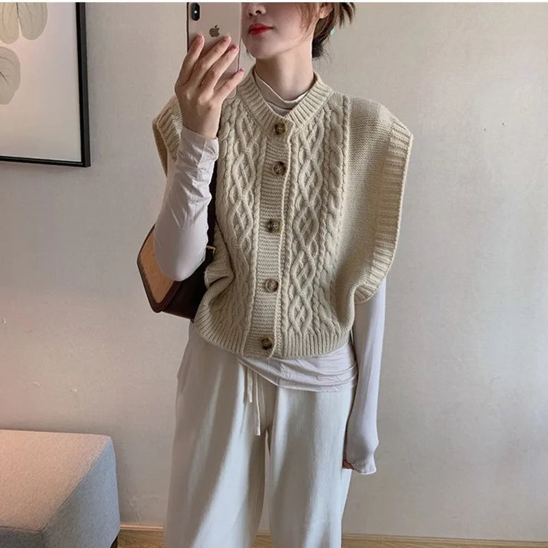 AIERTU  -  Button-knitted Cardigan Vest Women's Women's Soft Waxy Gentle Wind Sweater Vest Women Aiertu