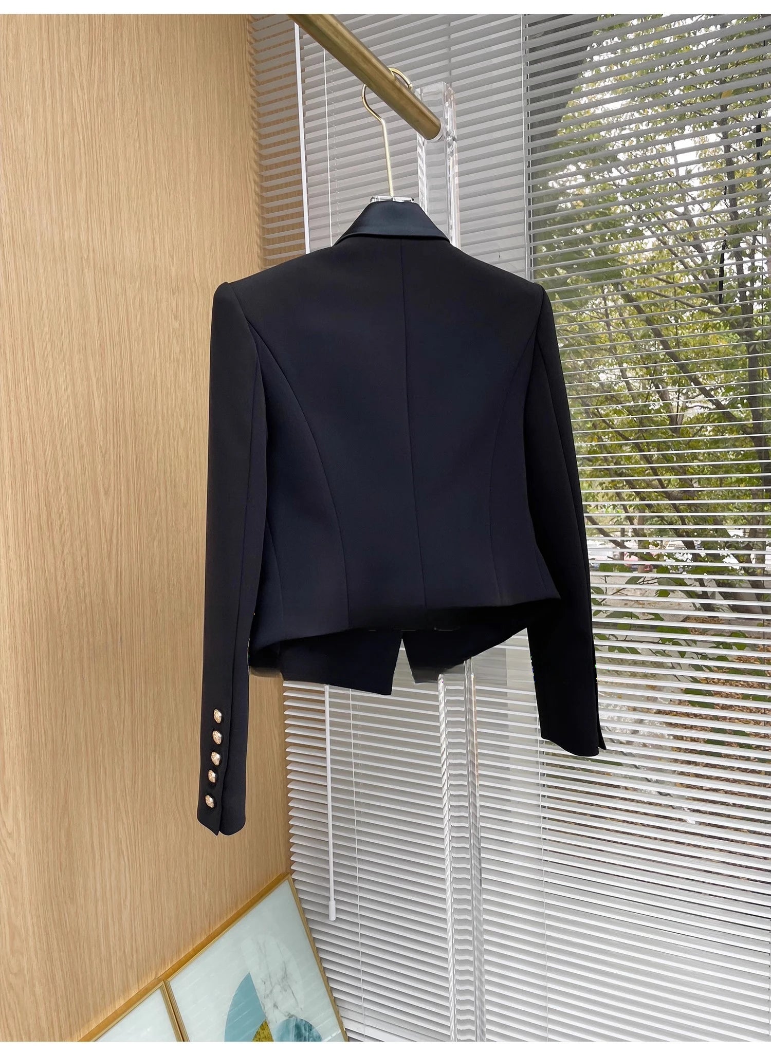 Aiertu Fashion Simple Casual Long Sleeve Female Jackets Suit Collar Blazers Short Tops 2023 Autumn Korean Chic Elegant Women Coats Aiertu