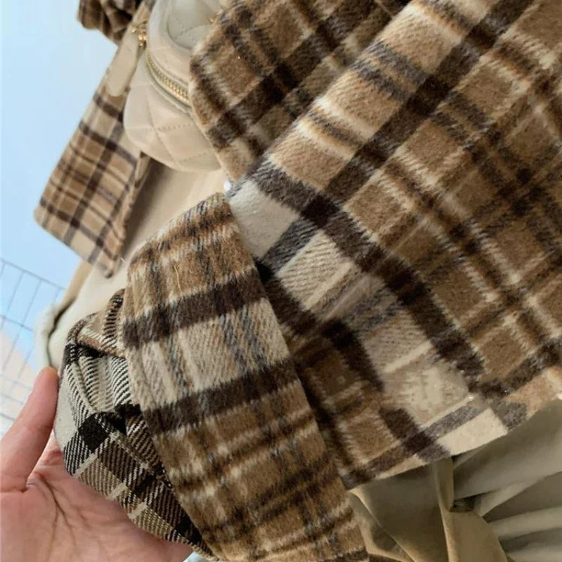 Aiertu FALL OUTFIT Plaid Woolen Shirts Women Tops Vintage Baggy Casual Outwear Fashion Korean Style Pockets All-match Chic Lapel Camisas De Mujer aiertu