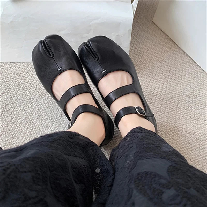 Aiertu Back  to school Designer Split Toe Flats Shoes Buckle Strap Women Comfort Bottom Ballerina Shoes Soft Leather Solid Outdoor Footwear Aiertu