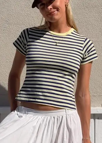AIERTU  -  Women Striped Short Sleeve Crew Neck T Shirt Basic Tops Summer Casual Tee Loose Fit T-Shirts Aiertu