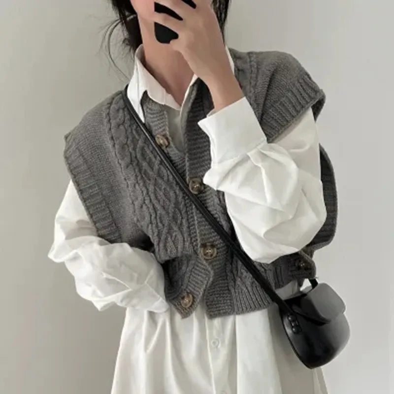 AIERTU  -  Button-knitted Cardigan Vest Women's Women's Soft Waxy Gentle Wind Sweater Vest Women Aiertu