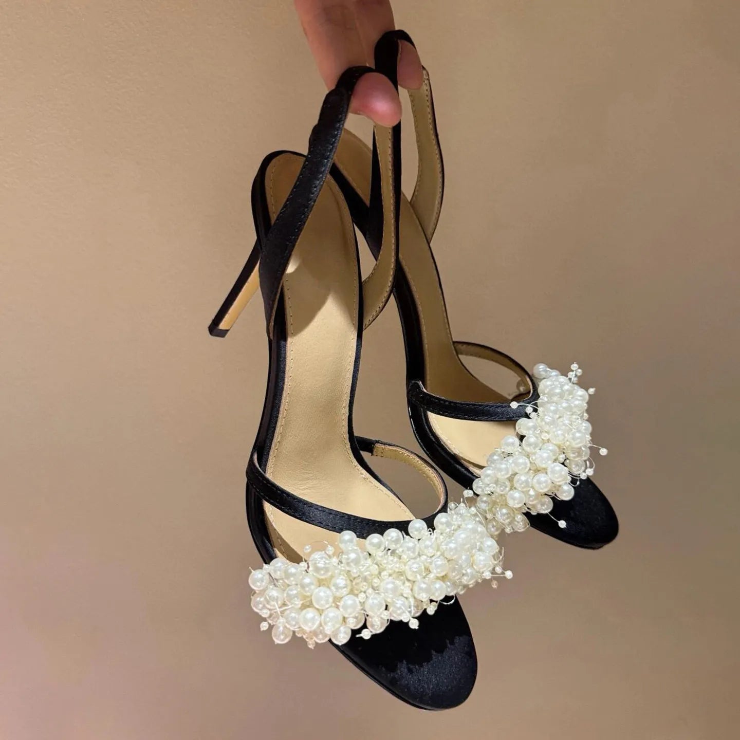 AIERTU  -  Summer New Elegant Style Pearl Flat Toe Sandals with Round Toe and Exposed Toe Women's Feel, Versatile Slim Heels and High Heels Aiertu