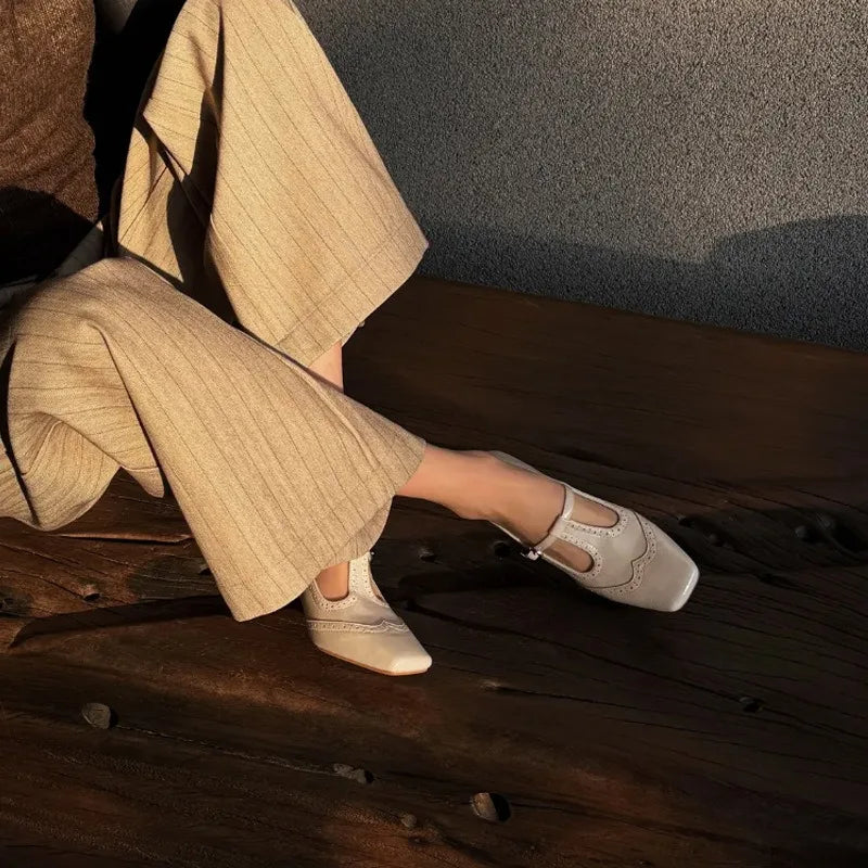 AIERTU  -  Retro Womens Shoes Exquisite Block Carving High Heels for Woman Elegant French Casual Shoes Fashion Designer Shoes Zapatos Mujer Aiertu