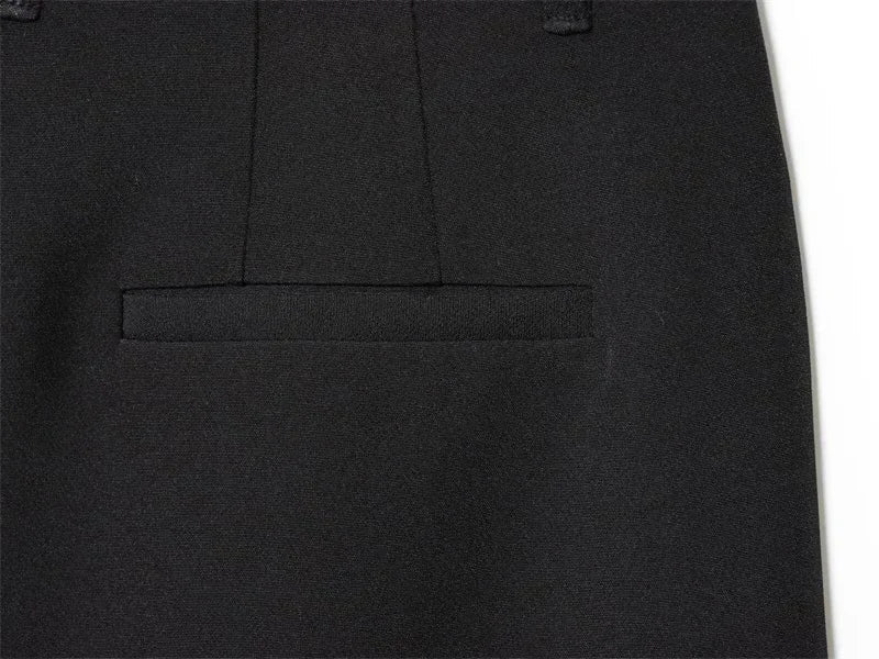 AIERTU  -  Women's Casual Shorts New Summer Black Cropped Simple Shorts Fashionable Capable Commuter Personality Ladies Shorts Aiertu