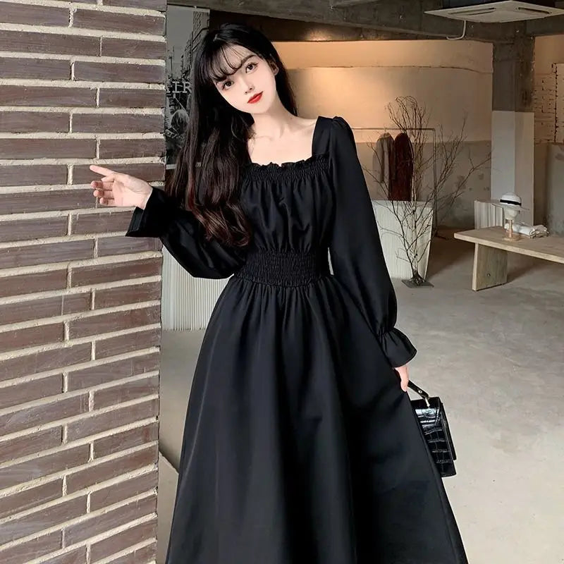 Aiertu Vintage Black Dress Women French Elegant Square Collar Long Sleeve Midi Dress Autumn Ladies Retro Clothes Chic Korean Aiertu