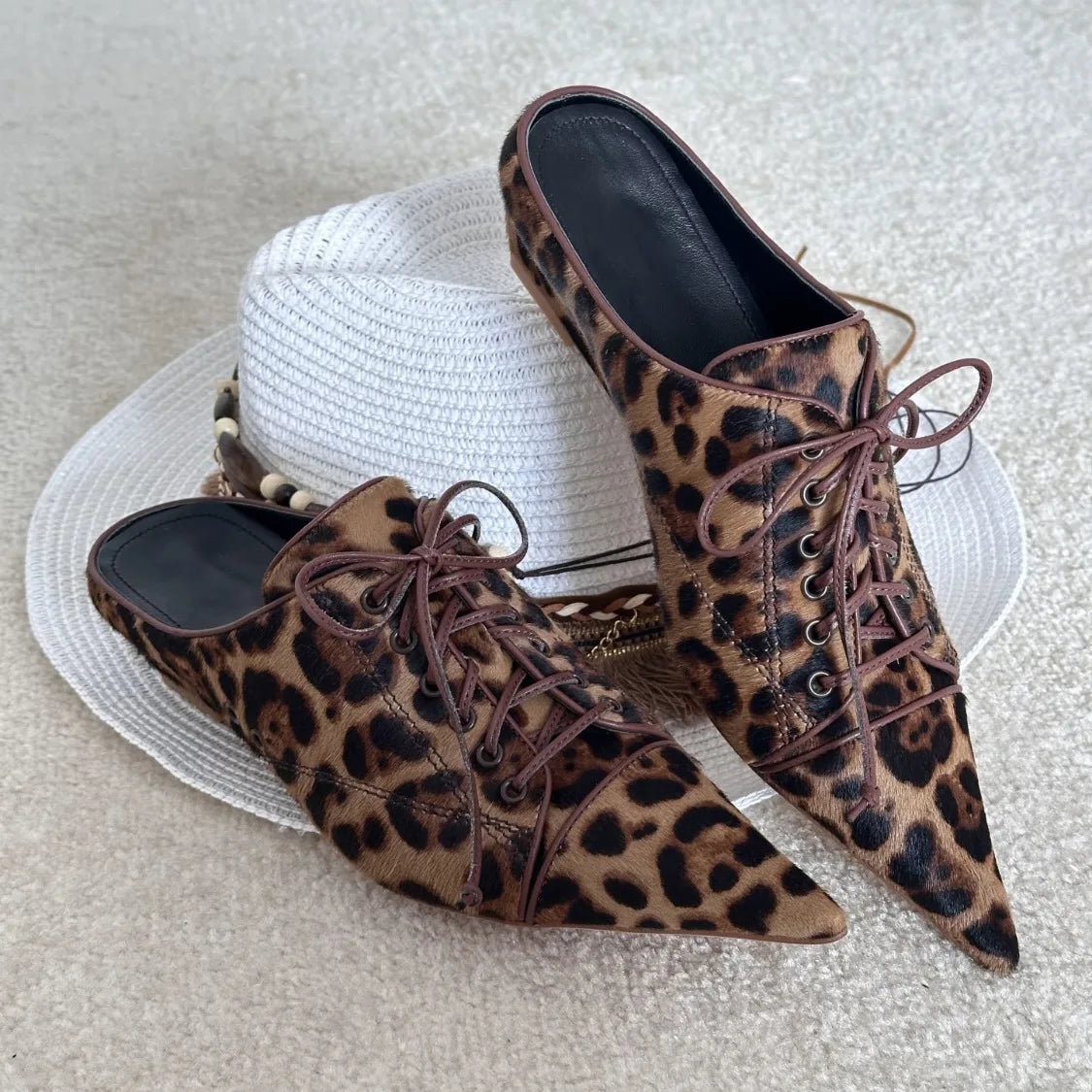 AIERTU  -  Fashion Women Shoes Retro Leopard Print Mueller Slippers for Woman Comfort Pointed Tip Casual Shoes Designer Shoes Zapatos Mujer Aiertu