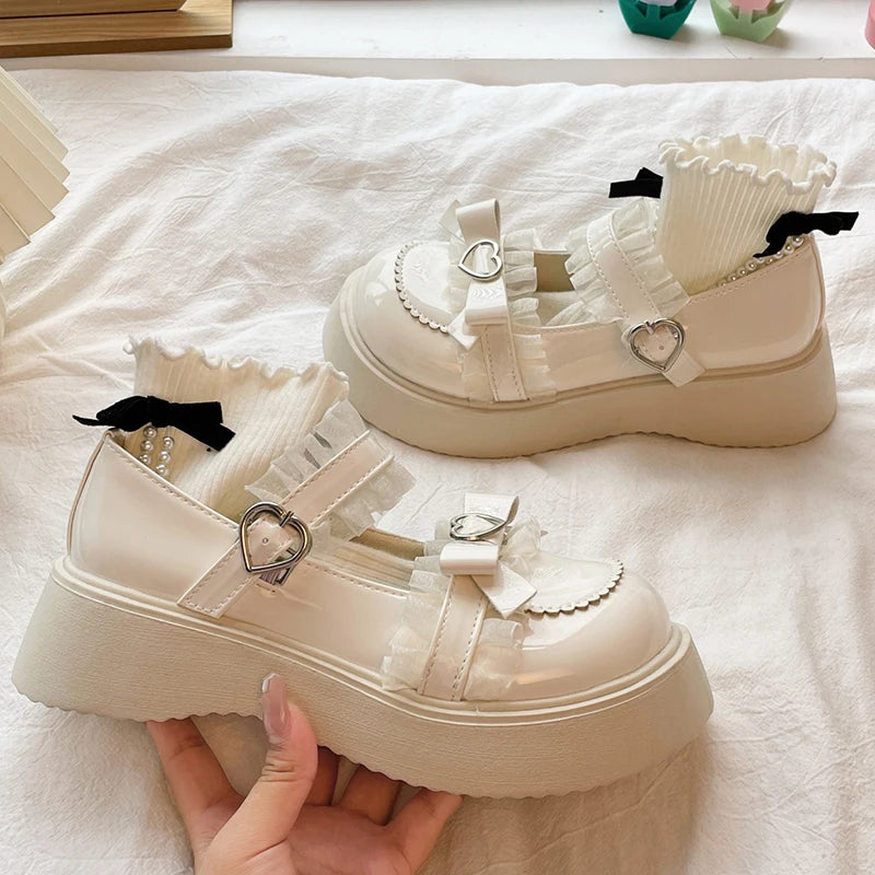 Aiertu  Chunky Platform Mary Jane Shoes for Women Patent Leather Lace Ankle Strap Pumps Woman Autumn White Lolita Shoes Y2K Aiertu