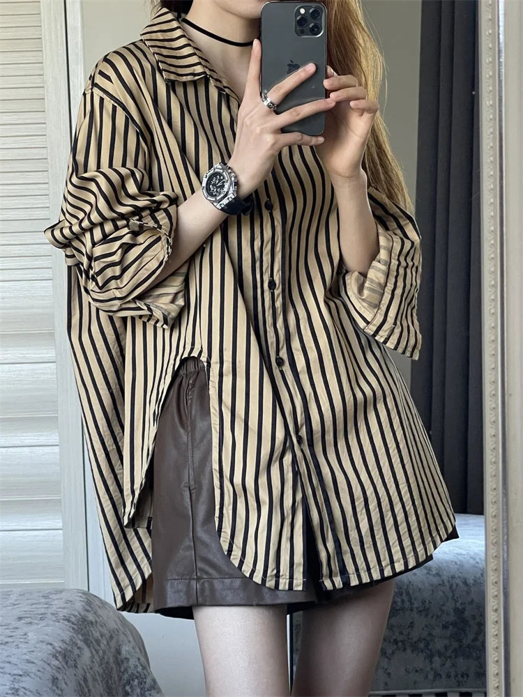 Aiertu Striped Oversized Shirt for Women New Korean Fashion Turn Down Collar Split Chic Blouse Office Ladies Casual Long Top Aiertu