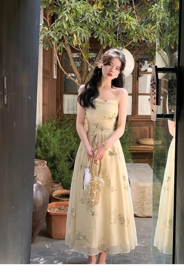 Aiertu Elegant Vintage Floral Slip Dress Women Sequin Embroidery Casual Long Fairy Dress Female 2024 Autumn Fashion Korean Style Dress Aiertu