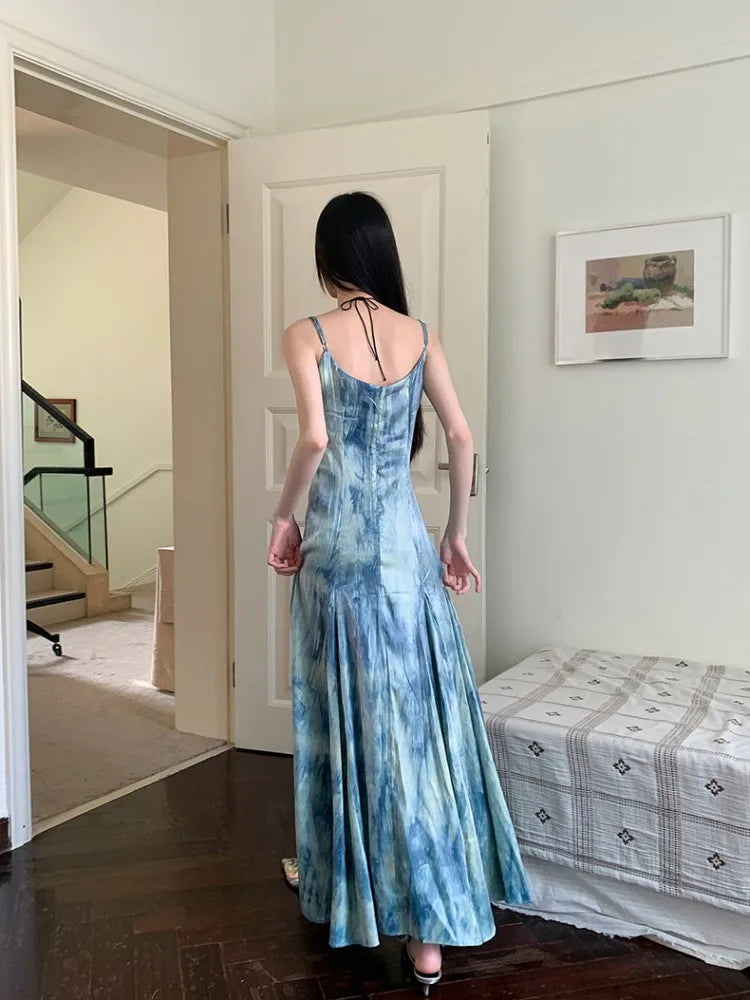 Aiertu A Minimalist And Luxurious Dress For Women, With A Summer Halo Dyeing Temperament And A Slim Fitting Seaside Strap Long Dress Aiertu