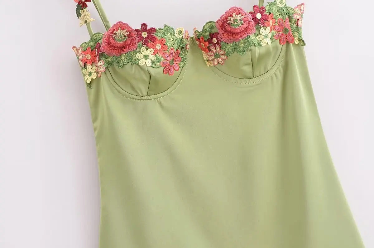 Aiertu New Fashion Women Floral Embroidery Sling Mini Sexy Dresses Summer Party Robe Aiertu