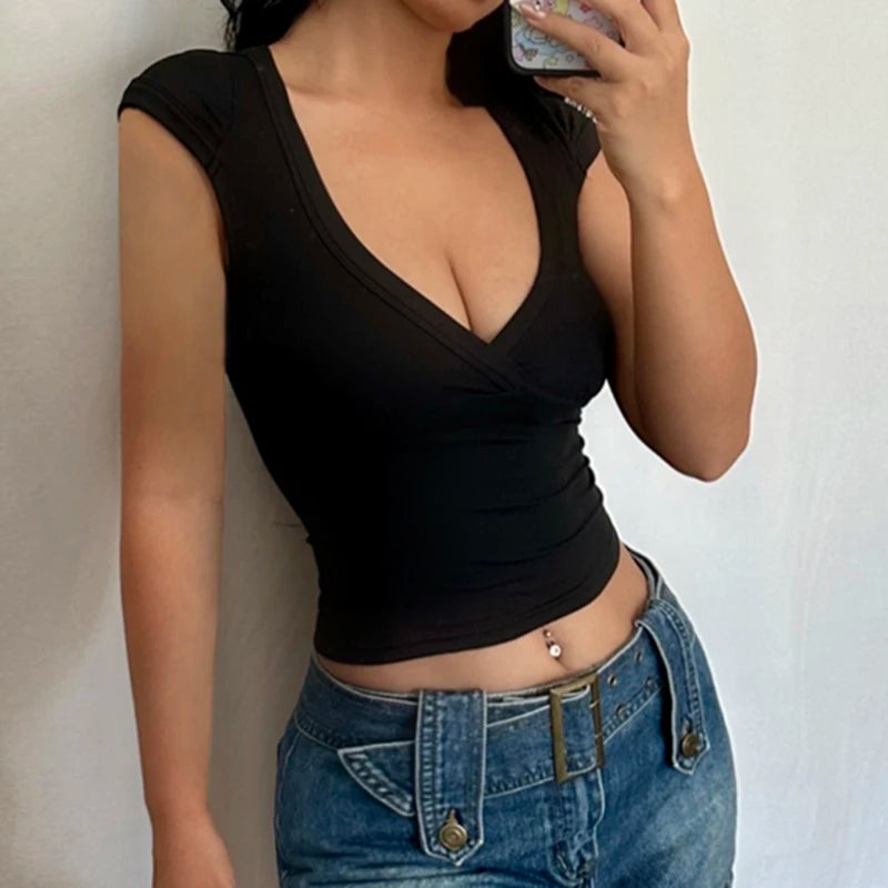 Aiertu Sexy Deep V Neck Crop Top Women Basic Solid Tee Shirts 2024 Summer New Fashion T-shirts Vintage Clubwear Ladies Clothing Aiertu