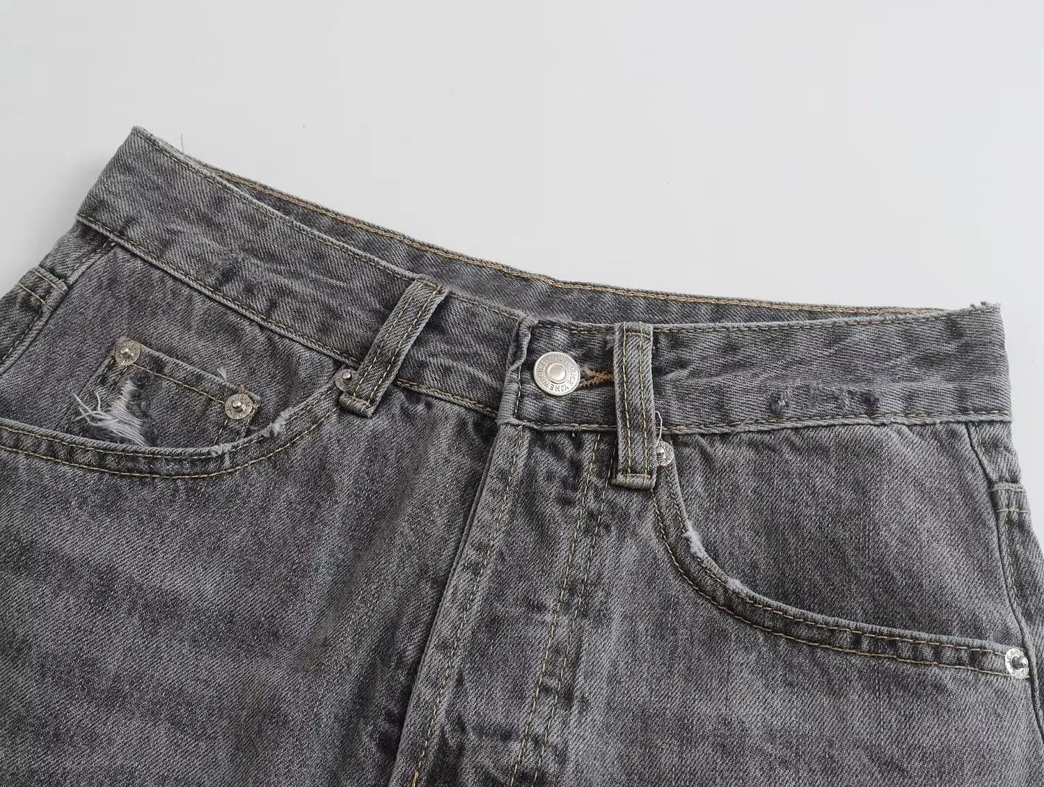Aiertu Summer Pure Cotton Girls High Street Shorts Women Frayed Distressed Denim Mom Fashion Casual Bermuda Aiertu