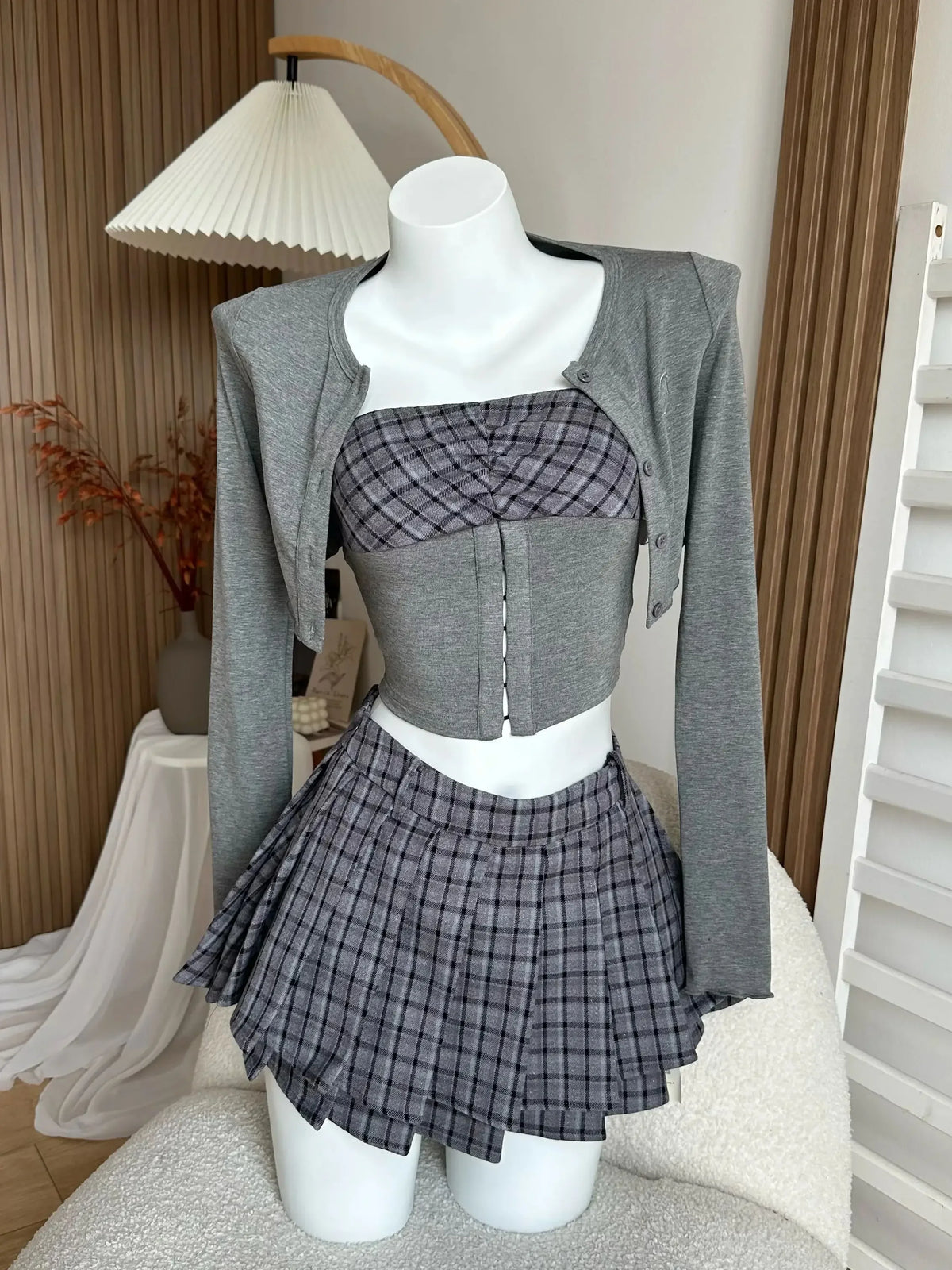 Aiertu Women's Y2K Original Design Plaid Splice Three Piece Set Maillard Spicy Girls 90S Style Bra Short Coat Slim Fit Short Skirt Aiertu