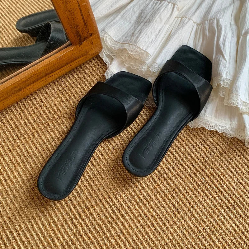 AIERTU  -  New Women Shoes Exquisite Square Head Flat Slippers for Woman French Style Vacation Casual Shoes Designer Shoes Zapatos De Mujer Aiertu