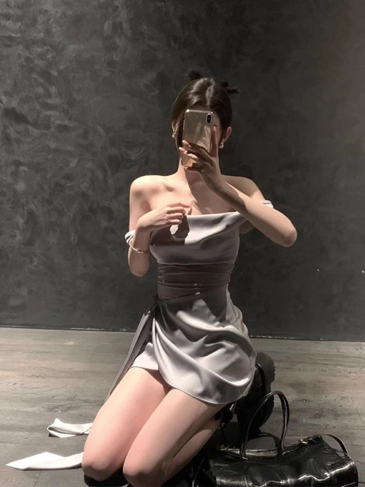 Aiertu 2000s Vintage Y2k Stain Mini Dress Women Casual Sleeveless Strap Dress Beach Style Outwear Korean Chic Elegant Lace-up Clothing Aiertu