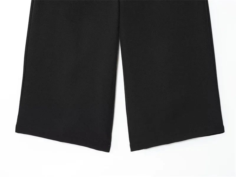 AIERTU  -  Women's Casual Shorts New Summer Black Cropped Simple Shorts Fashionable Capable Commuter Personality Ladies Shorts Aiertu