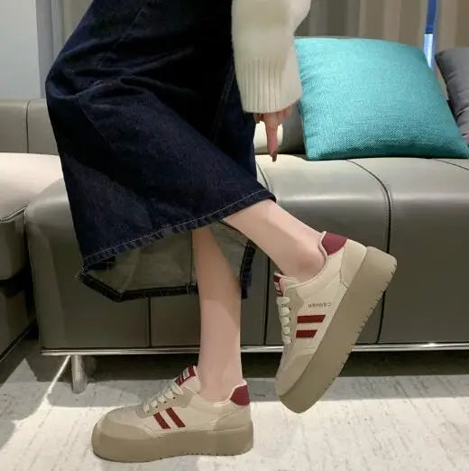 Aiertu Thick Soles Increase Shoes for Women 2024 Autumn Sneakers Korean Version Retro Fashion All Wear Light Sports Casual Board Shoe Aiertu
