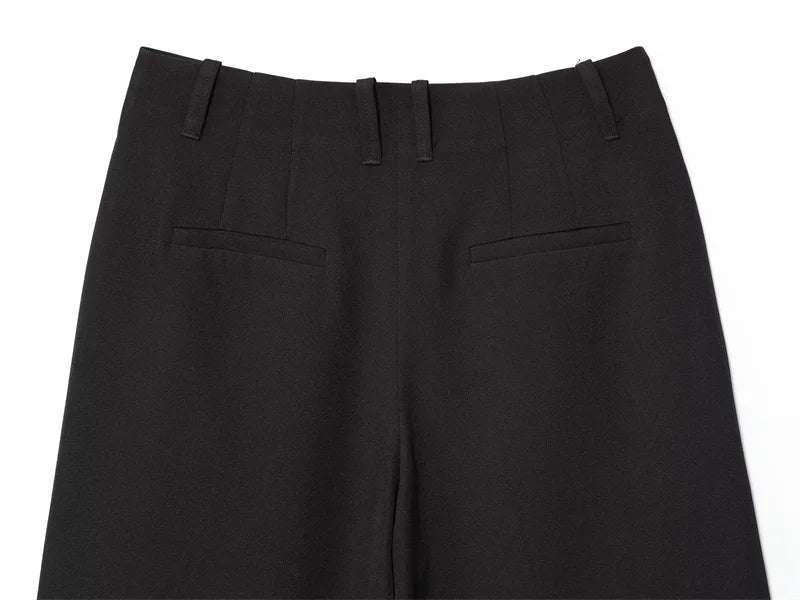 AIERTU  -  Women's Casual Shorts New Summer Black Cropped Simple Shorts Fashionable Capable Commuter Personality Ladies Shorts Aiertu