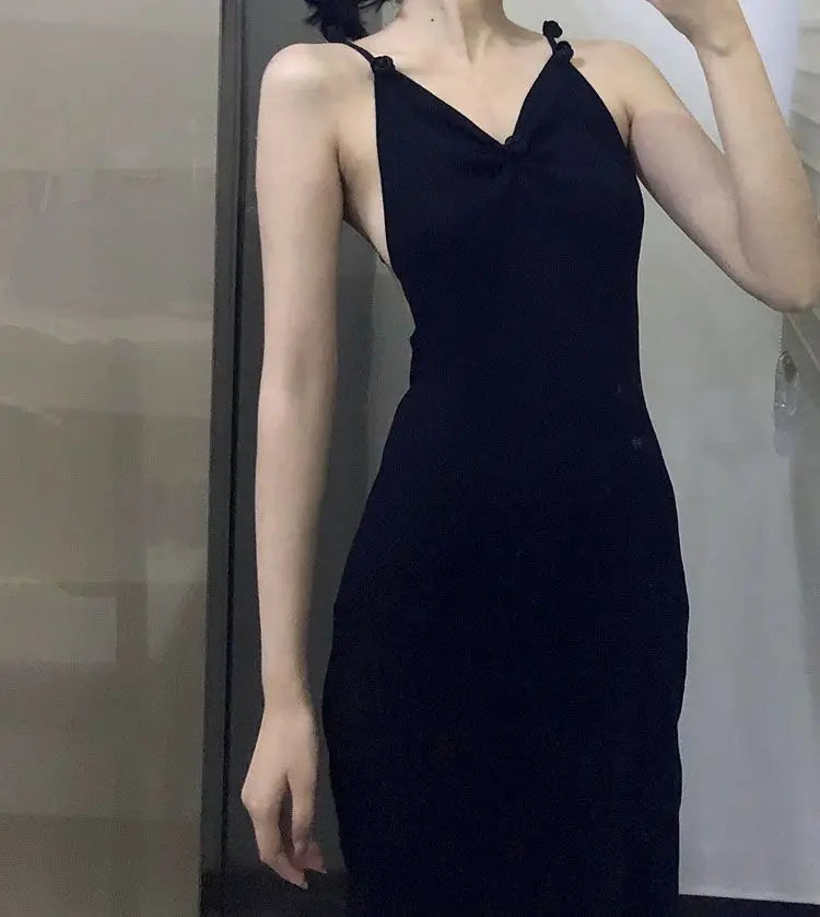 Aiertu Black Elegant Knitted One-piece Dress Women Bow Embroidery Design Evening Party Dress Female Fashion Korean Sexy Backless Dress Aiertu