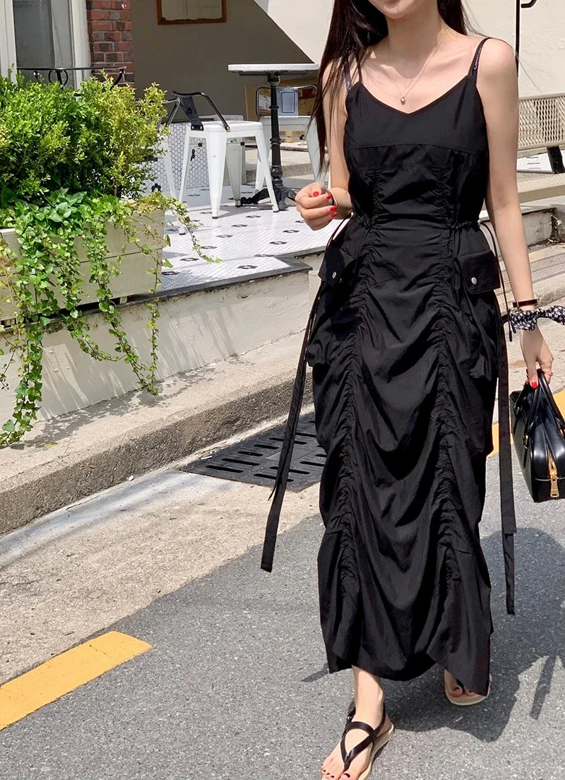 Aiertu Korean Fashion New Summer Dress Women Pleated Design Large Pockets Waisted Midi Dress Female Sleeveless Solid Black Long Dresses Aiertu