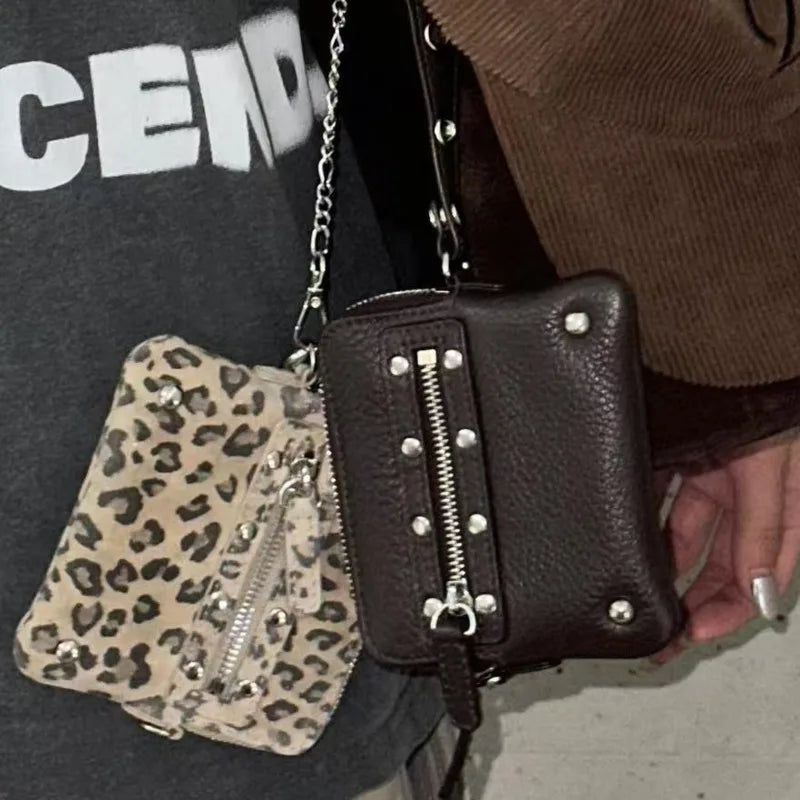 AIERTU  -  Motorcycle Rivet Chain Crossbody Carry Small Square Bag Wallet Fashionable Hanging Bag Hip Hop Retro Street Trend Mini Card Bag Aiertu