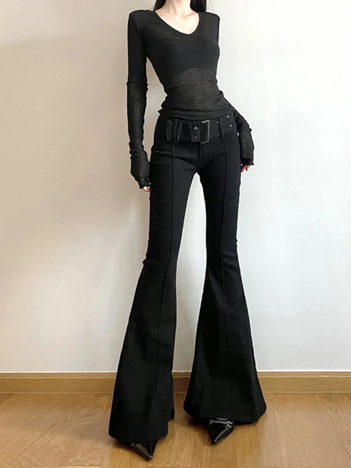 Aiertu Women's Black Flare Pants Y2k Retro Emo 2000s Streetwear Fashion Trousers Harajuku Wide Yoga Pants 90s Aesthetic Clothes aiertu