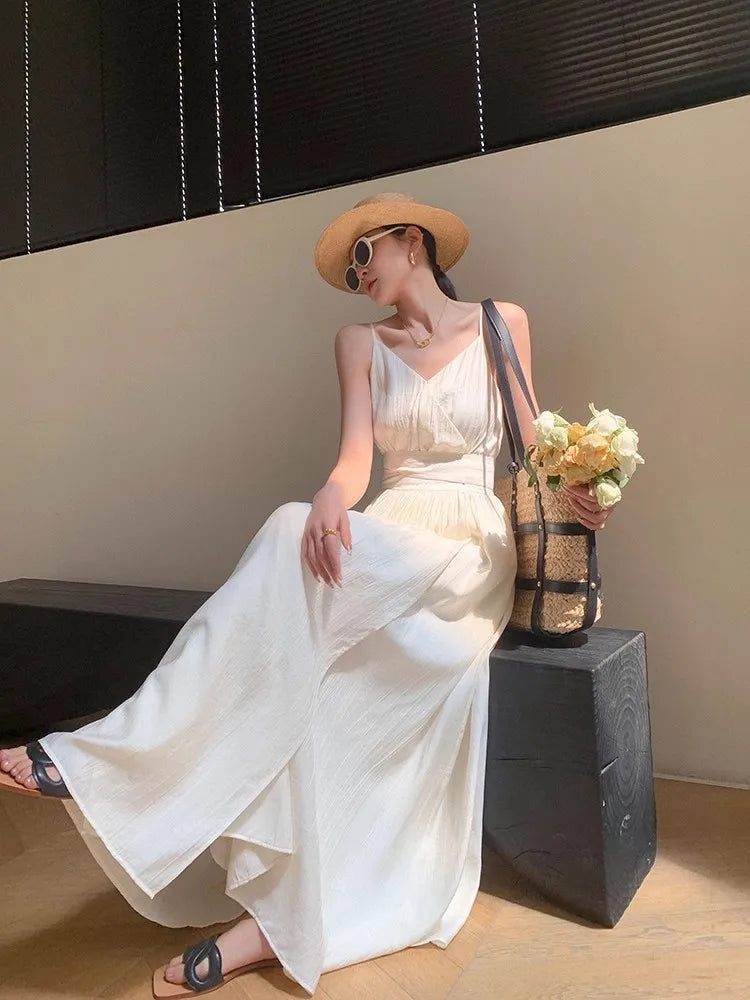 Aiertu Off White Suspender Dress For Women'S Summer 2024 New Design Sense V-Neck Sleeveless Waist Slimming Holiday Long Dress Aiertu