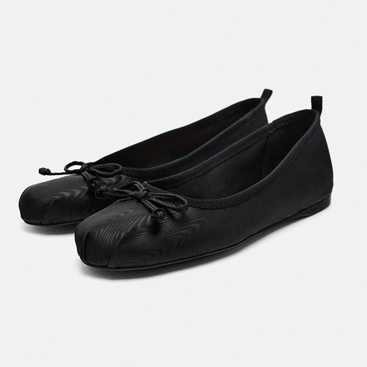 AIERTU  -  Satin Bow Wrinkles Round Toe Mary Jane Flats Low Heel Slip On Ballet Shoes Comfortable Dress Shoes for All-Year Daily Work Casua Aiertu