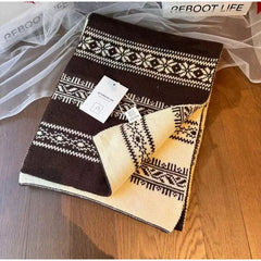 AIERTU  -  Women's Winter Scarf Sweet Warm Fel Island Style Knitted Wool Scarf High End Retro Thickened Warm Woolen Scarf Fashion Scarf Aiertu