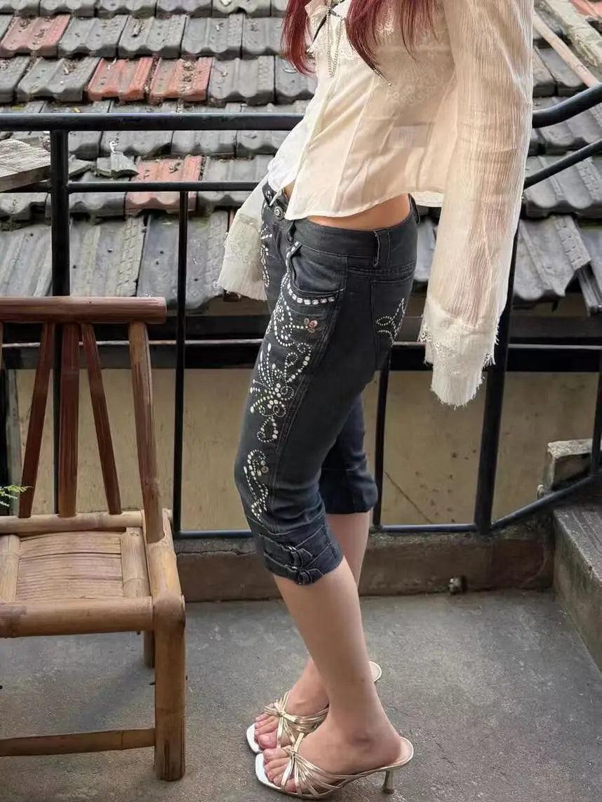 AIERTU  -  American Vintage Washed Distressed Cropped Jeans Hot Girl Women Casual Streetwear Y2k Retro Denim Capris Gem Print Bodycon Aiertu