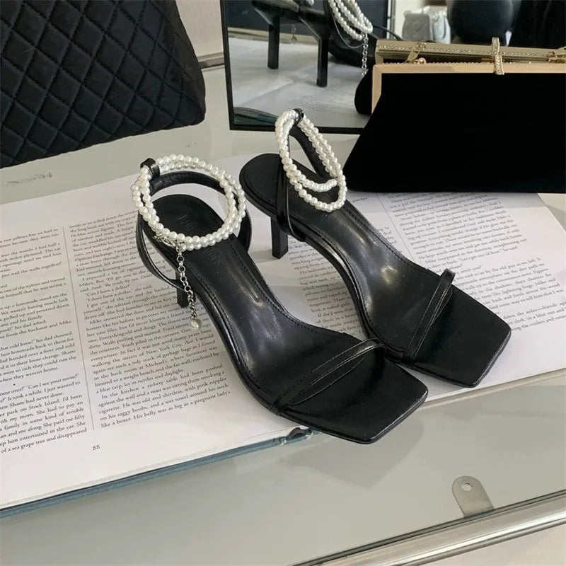 Low Heel Sandals Woman Leather Suit Female Beige Silver Summer High Heels Low-heeled Fashion Comfort Girls High-heeled Sandals Aiertu