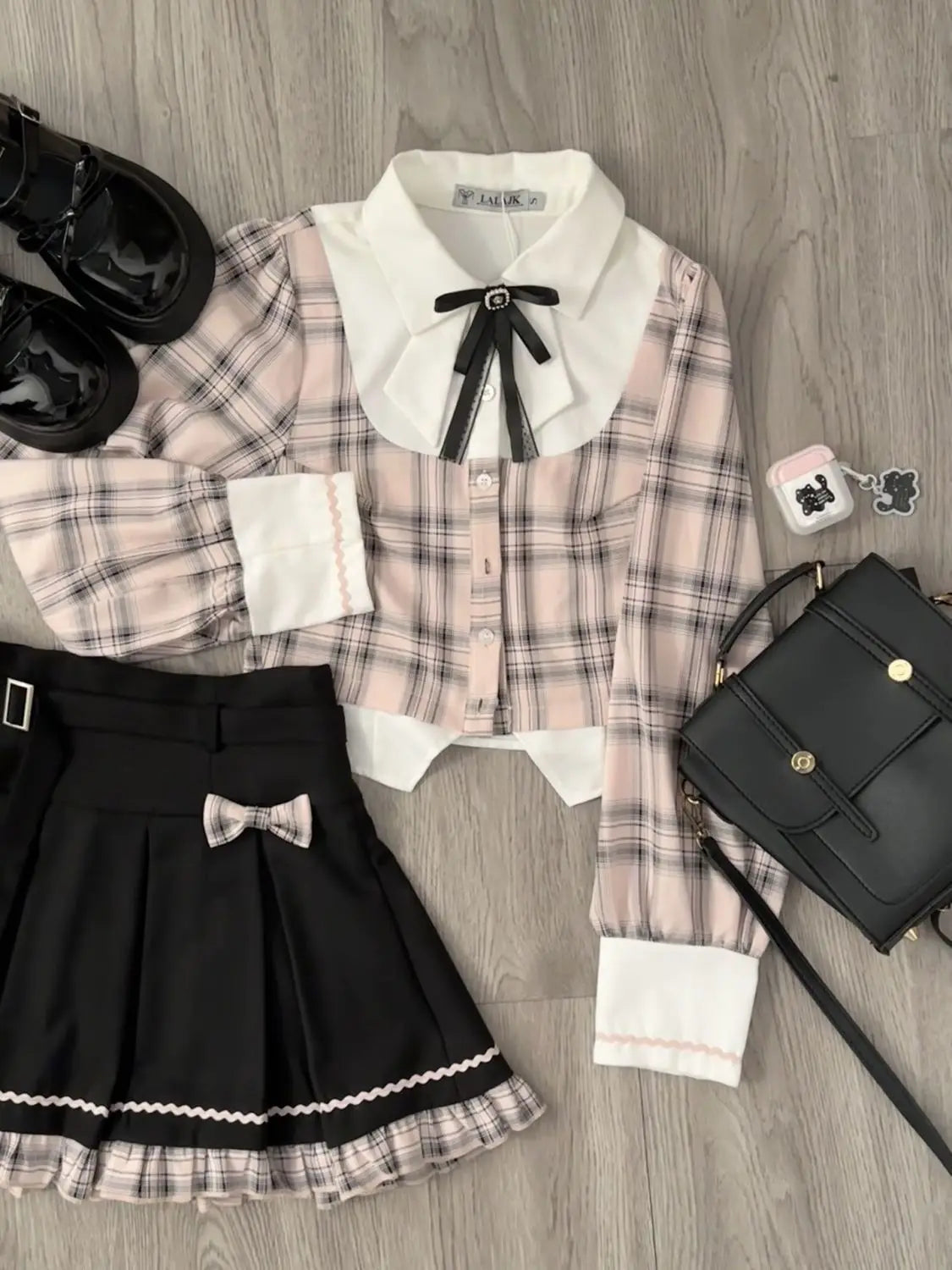 Aiertu Sweet College Plaid Patchwork Shirt Pleated Skirt Two-piece Set Women Korean Fashion Bow Retro Tie Cute Temperament Autumn Suit Aiertu