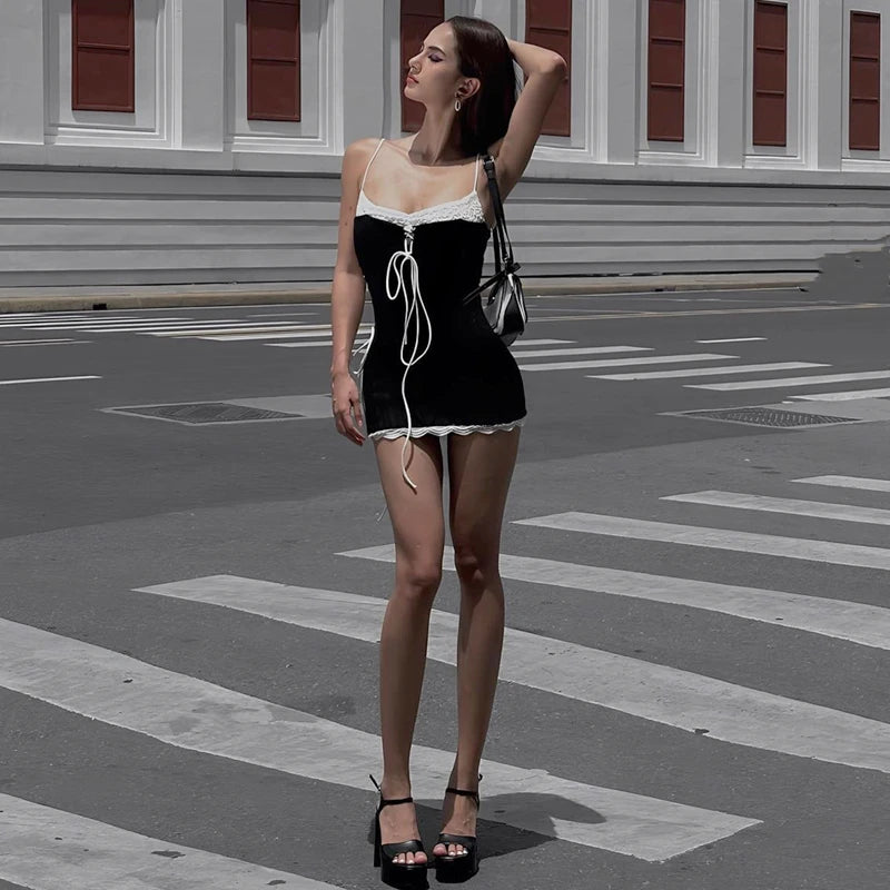 Aiertu Sexy Cross Bandage Patchwork Mini Dress Y2K Streetwear Spaghetti Straps Low-cut Dresses Summer Casual Party Vestidos Aiertu