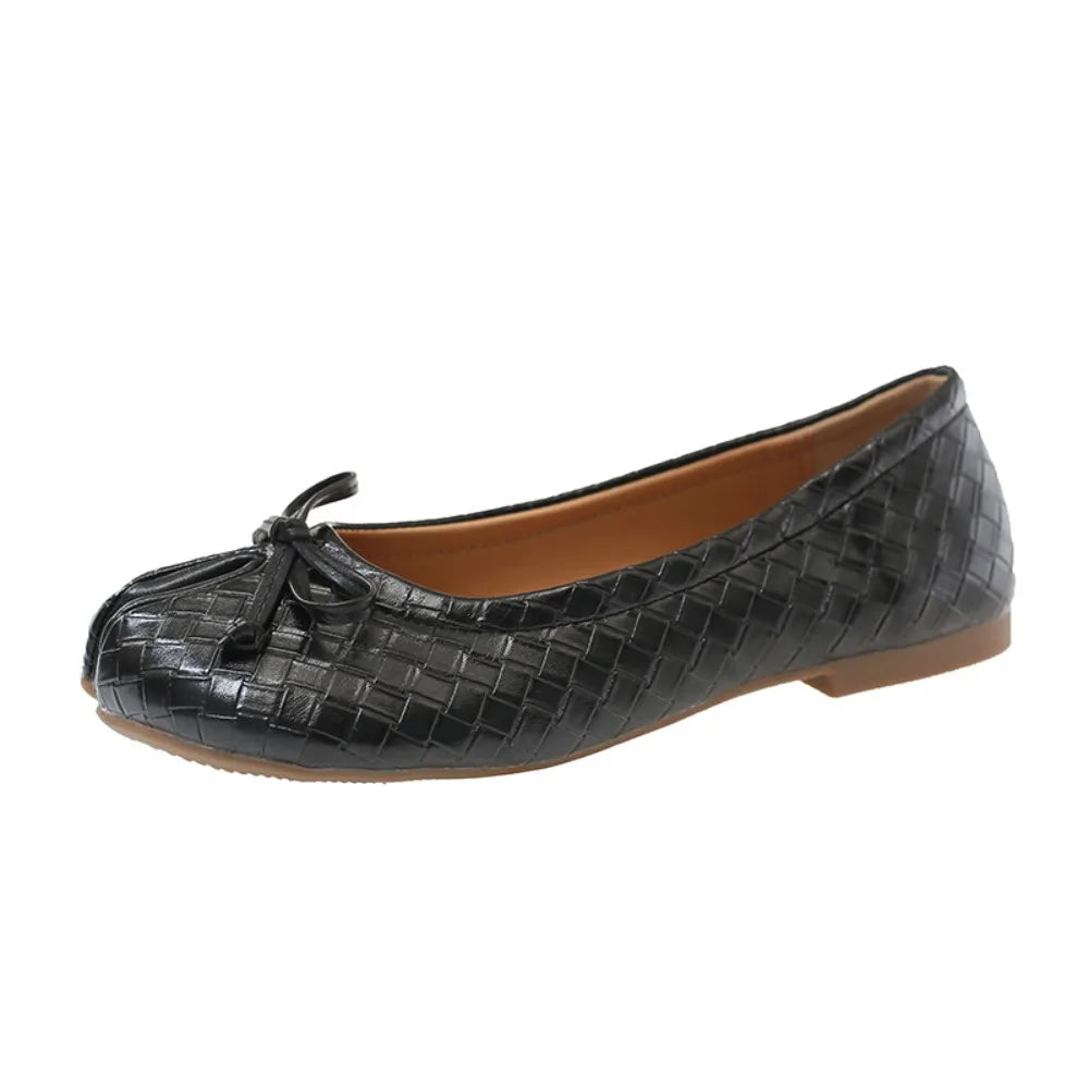 AIERTU  -  New Korean Style Women's Split-Toe Loafers Shallow Cut Ballet Flat Slip-Ons with Comfortable Mary Jane Spring/Autumn Tabis Shoes Aiertu