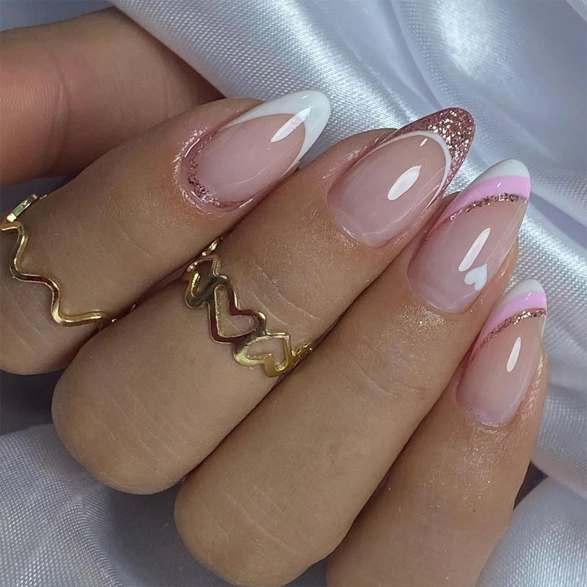 Aiertu Medium-length Acrylic Almond Fake Nails Art Cool Hottie Girl Wear False Nails Europe and USA Press on Nail Removable French Nail Aiertu
