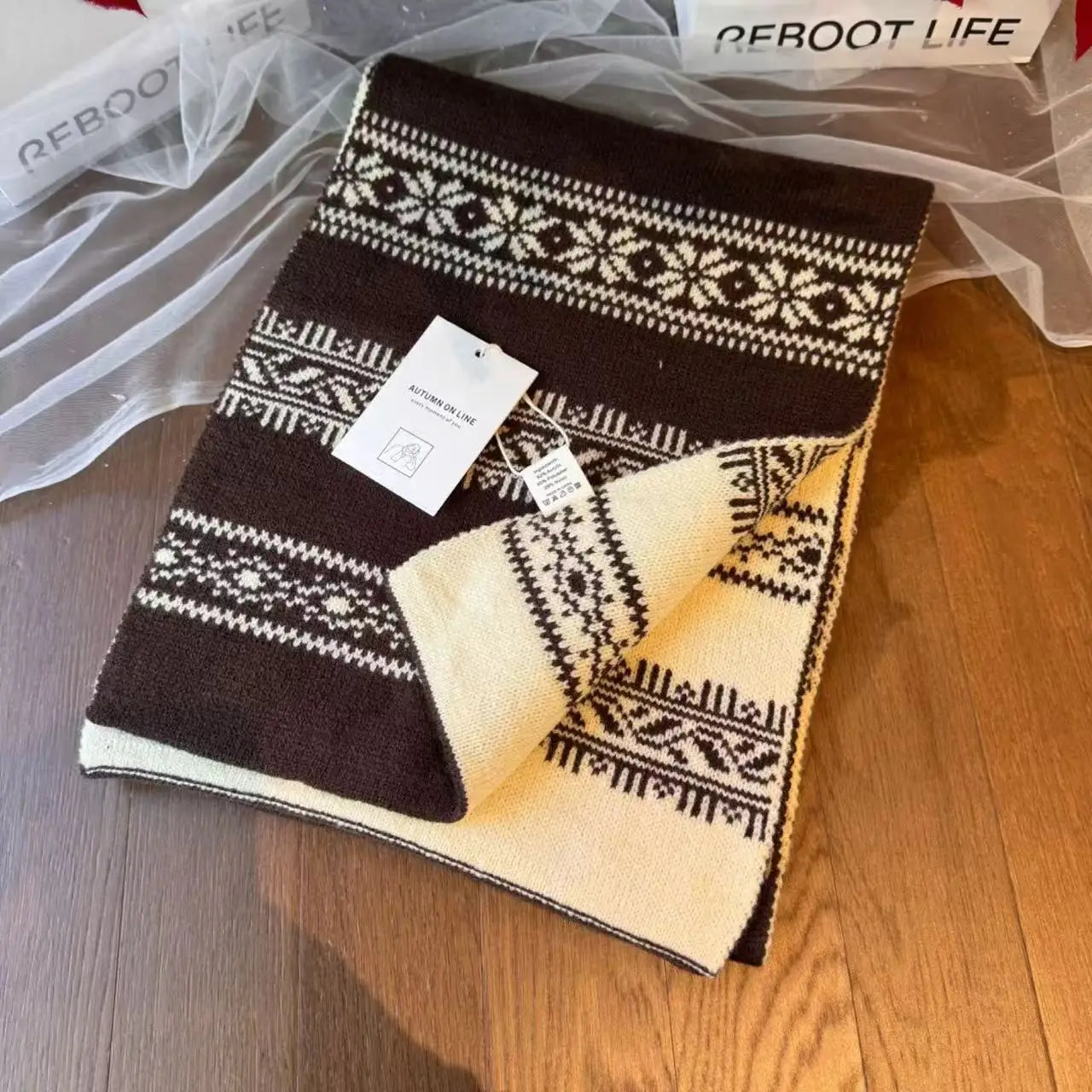 AIERTU  -  Women's Winter Scarf Sweet Warm Fel Island Style Knitted Wool Scarf High End Retro Thickened Warm Woolen Scarf Fashion Scarf Aiertu