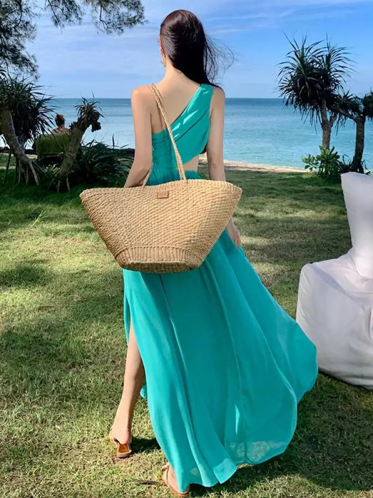 Aiertu Summer Blue Elegant Holiday Sexy Club Hollow Out Pleated Long Dress Women Diagonal Shoulder High Split Evening Party Dress 2024 Aiertu